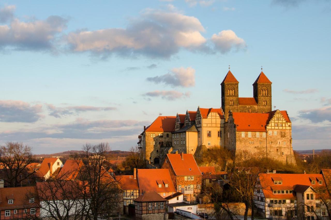 Acron-Hotel Quedlinburg Bagian luar foto