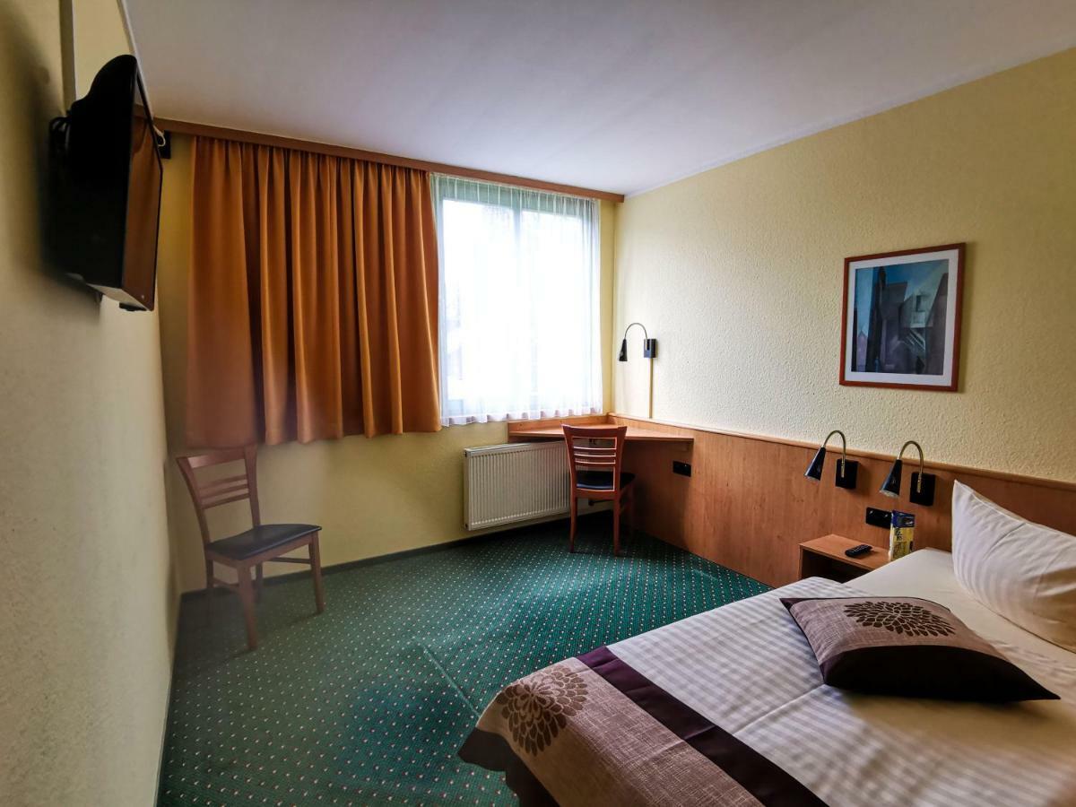 Acron-Hotel Quedlinburg Bagian luar foto